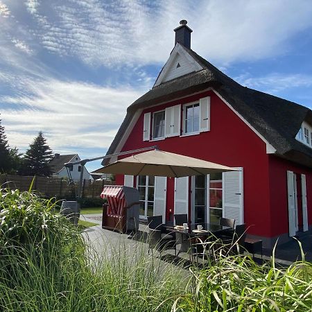 Fischer'S Ferienhaus Ruegen Mit Sauna Und Kamin Ummanz Luaran gambar