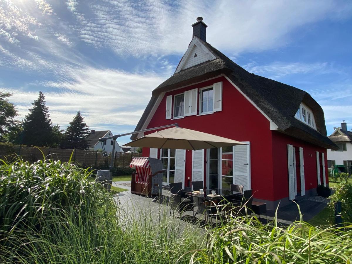 Fischer'S Ferienhaus Ruegen Mit Sauna Und Kamin Ummanz Luaran gambar