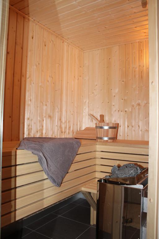 Fischer'S Ferienhaus Ruegen Mit Sauna Und Kamin Ummanz Bilik gambar